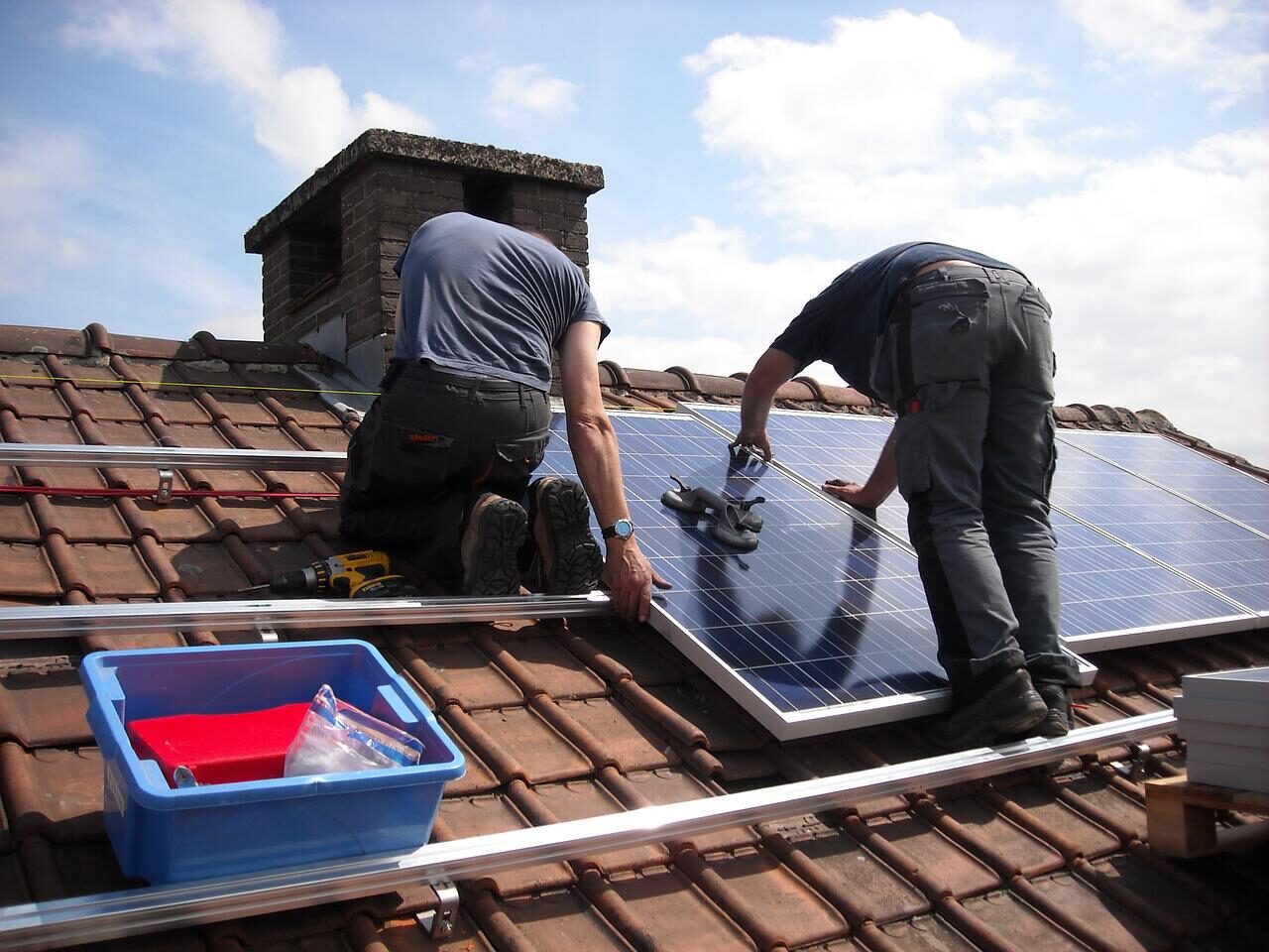 solar panels, placement, green energy-943999.jpg
